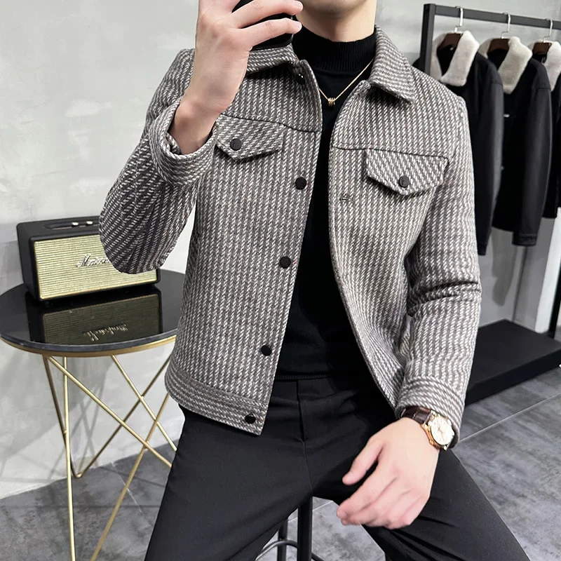 

2024 Autumn Winter Men's Slim Fit Wool Classic Striped Jacket High Quality Business Casual Polo Fleece British Style Coat Z42