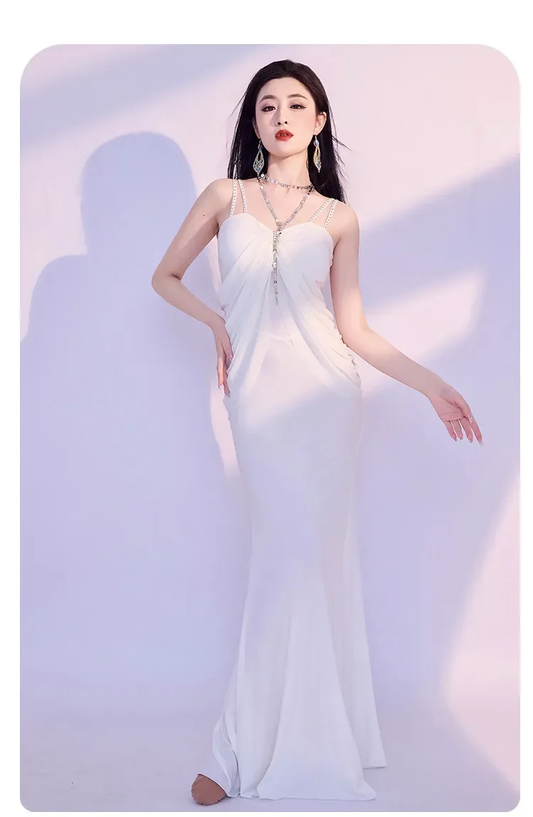 Neues Bauchtanz-Übungsoutfit, Trägerkleid, sexy Bauchbedeckung, orientalisches Tanzkostüm für Auftritte, professionelles Bauchtanz-Outfit. – Detail 16