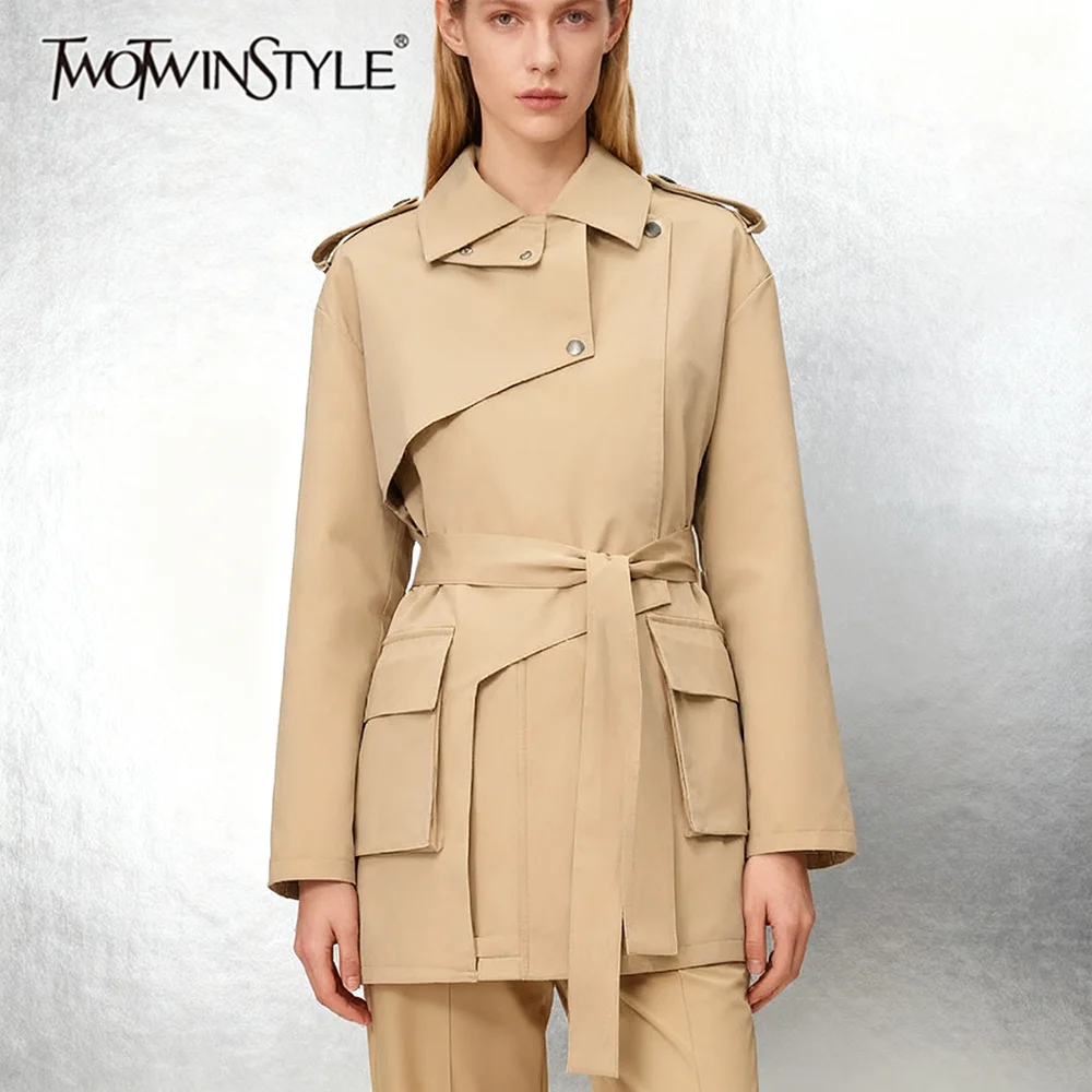 

TWOTWINSTYLE однотонные утягивающие сращенные модные тренчи на шнуровке для женщин с лацканами и длинными рукавами, лоскутные карманы, Тренч, женская одежда