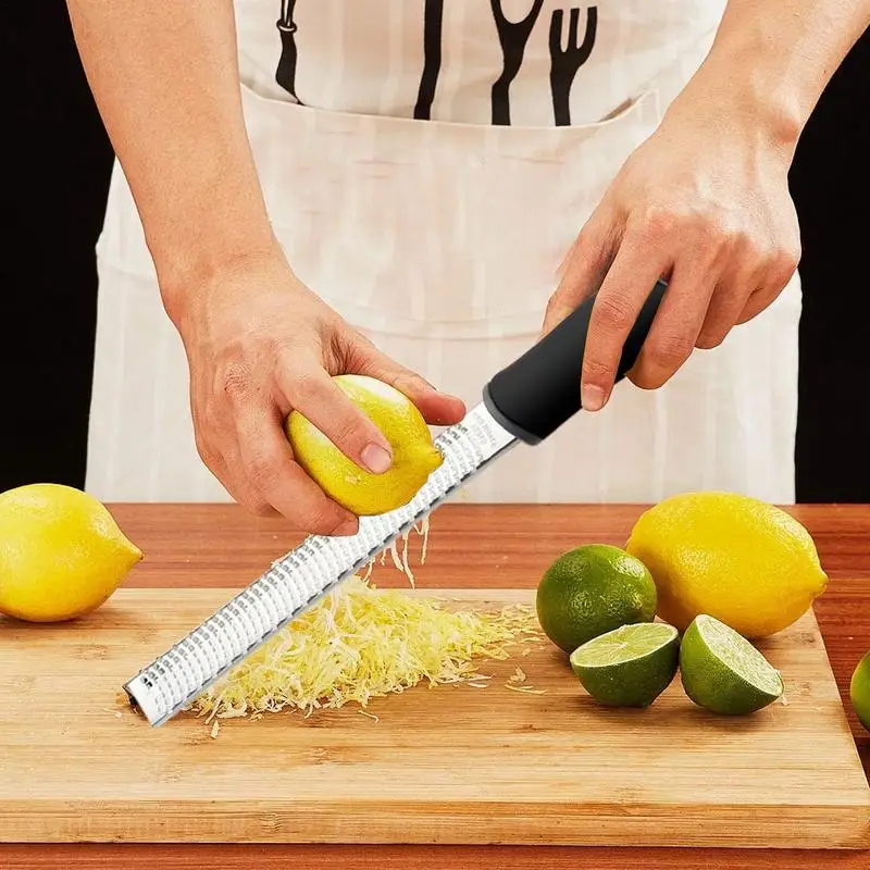 Hand Cheese Grater Non-Slip Lemon Zester Tool Food Grater And Shredder Cheese Grater With Protective Cover For Parmesan Lemon