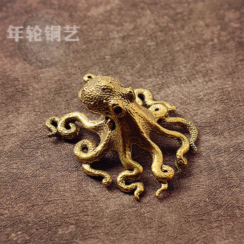 Small Octopus Statue Metal Brass Tea Pet Table Ornament Lucky Home Decorations Accessories Antique Tea Set Craft Home Decoration