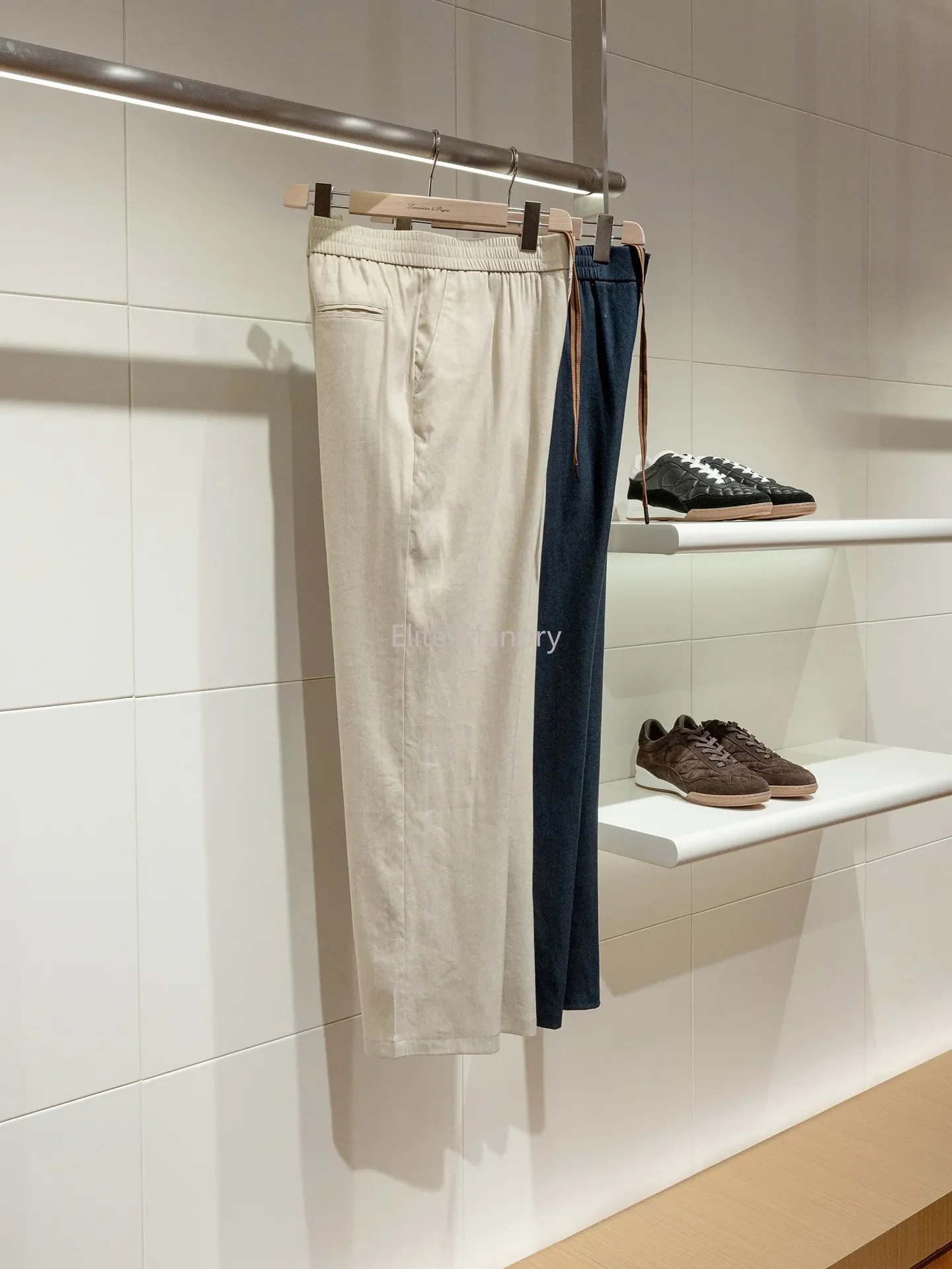 High-grade linen blend, comfortable and breathable drape old money wind straight single-pleated casual pants