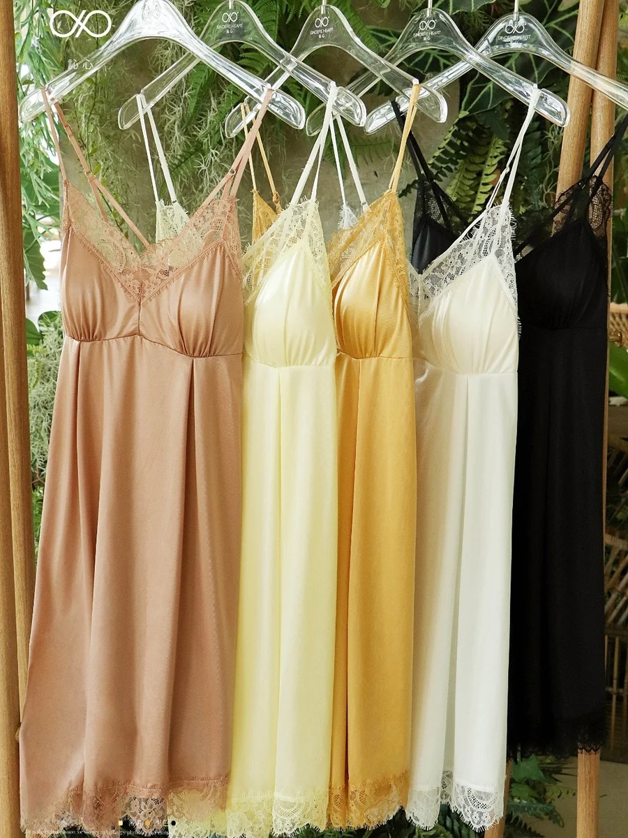 elegante-camisola-de-seda-con-bordado-de-encaje-falda-corta-ropa-de-dormir-sin-espalda-ropa-comoda-para-el-hogar-para-mujeres-jovenes-falda-corta-con-cuello-en-v