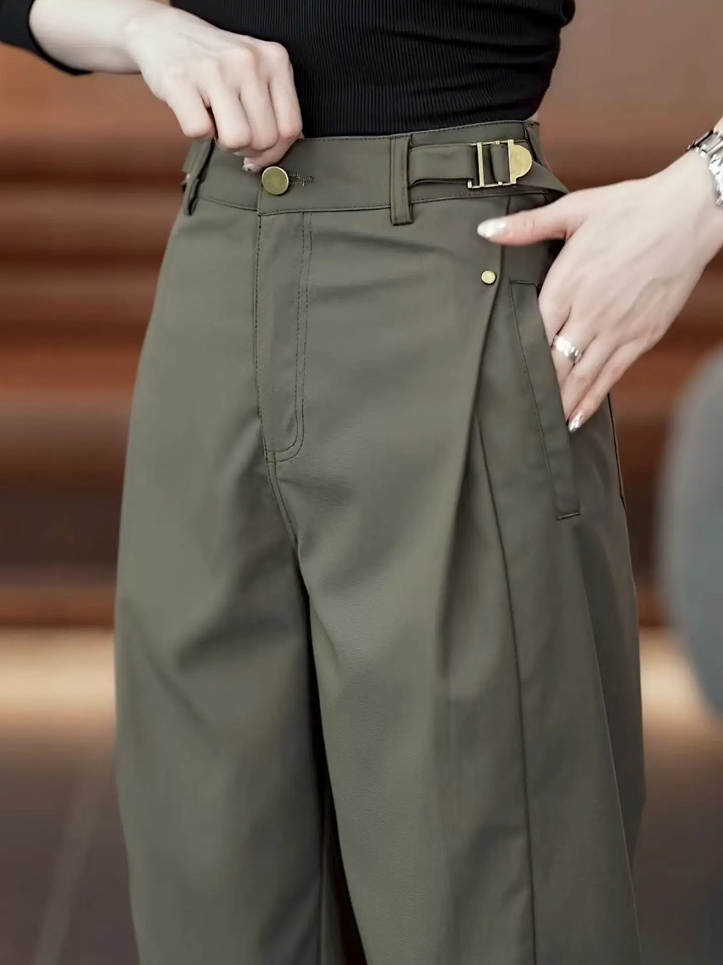 Fashionable Military Green Women's Cargo Pants High Waist Wide Leg Casual Trousers Knife Shape Design Spring Autumn New Style