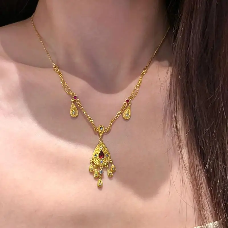 레트로 궁전 스타일 물방울 술 루비 목걸이 보석 라이트 럭셔리 펜던트 여성 파티 웨딩 파인 쥬얼리