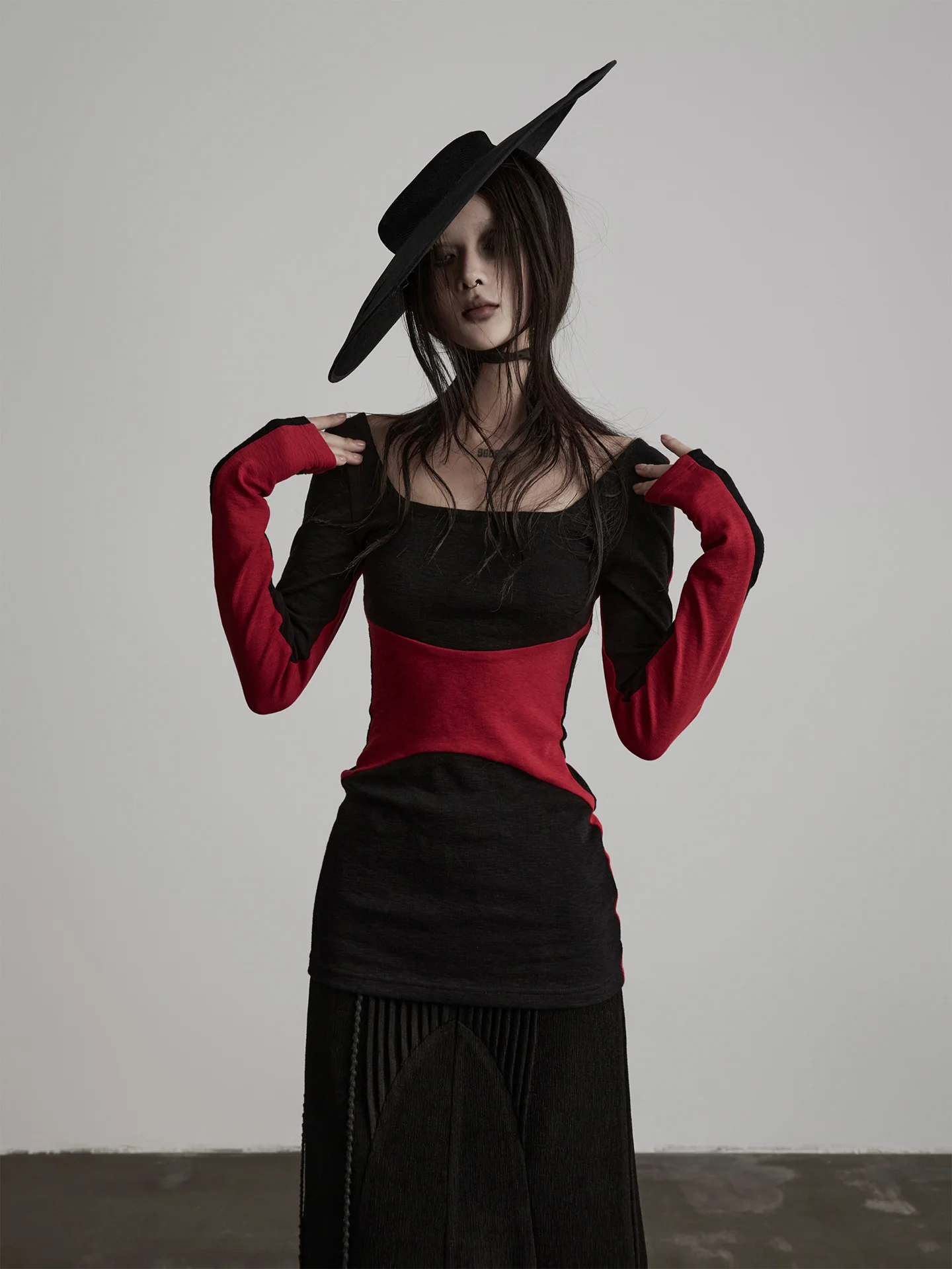 Slim Fit Long Sleeve T-Shirt Women's Black Red Double Sided Wear Square Collar Waist Cinched Casual Style Spring Season