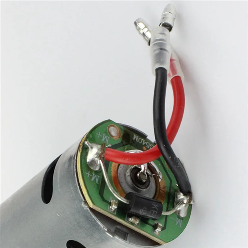 El nuevo motor Burshed 550 17500RPM 144001 -1951 para Wltoys 144001 144002 124018 124019   Accesorios de repuesto de piezas de actualización de coche RC