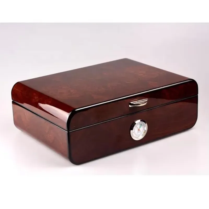 Cigar Box Luxury Wooden Lacquered Moisture Proof Eco Friendly Design Holds 30 Cigars Portable Travel Case For Outdoor Use