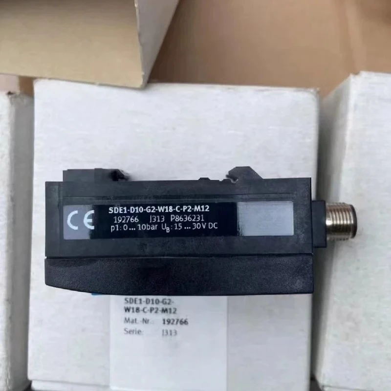 Pressure Sensor SDE1-D10-G2-MS-L-P1/N1-M8 688542 688543