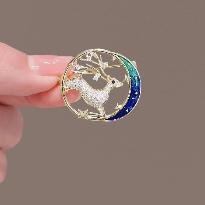 Vintage Chinese Style Round Landscape Painting Brooch For Women Mountain Shaped Tassel Rhinestone Lapel Pins Clothes Accessories