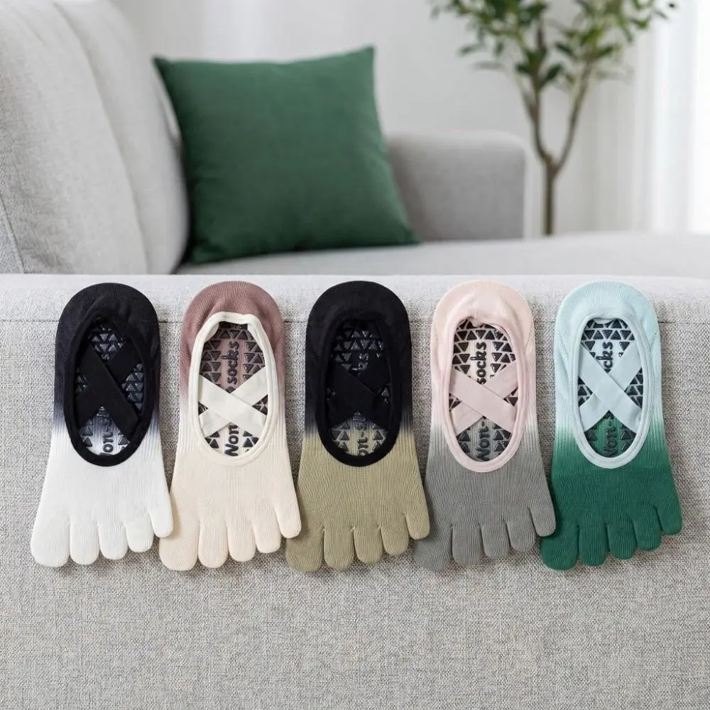 Casual Anti-Slip Sports Five Finger Socks Split-toed Gradient Color Women Yoga Socks Thin Breathable Yoga Short Hosiery Pilates