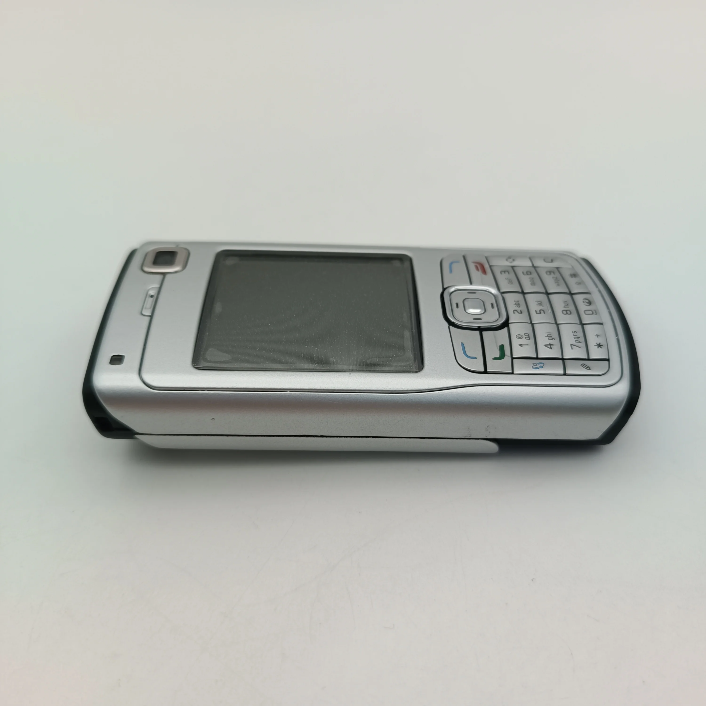 الأصلي مقفلة N70 شريحة واحدة بلوتوث 2.1 "970mAh مكبر الصوت شحن سريع الهاتف المحمول في حالة جيدة