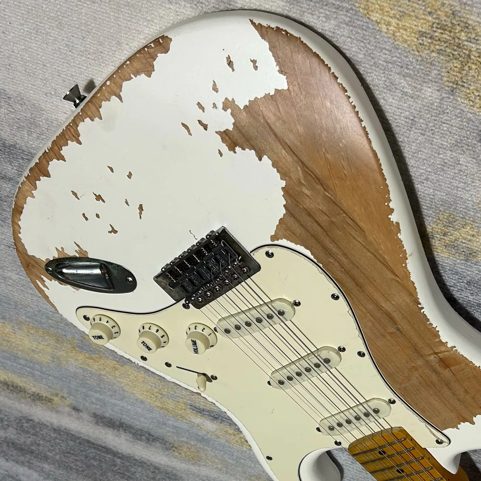 Aged GST Electric Guitars White Color Alder Body Maple Fretboard