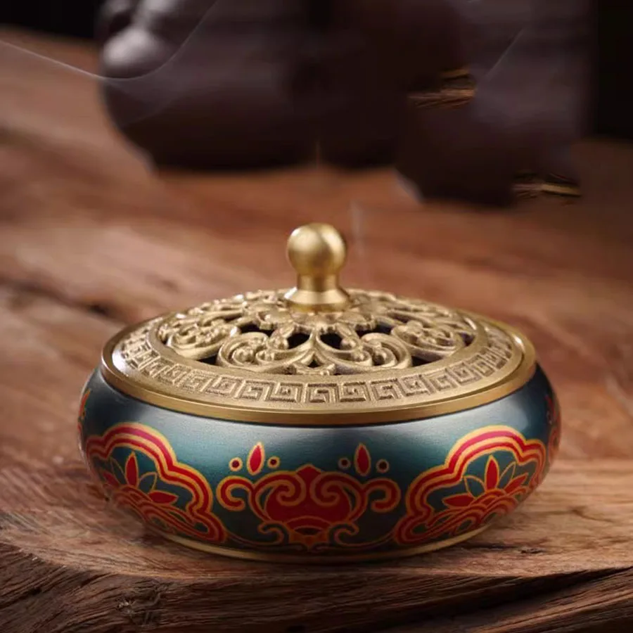 Vintage Incense Burner Ornament Oriental Gift Luxury Copper Incense Burner Decoration Chinese Portable Round Incensario Censer