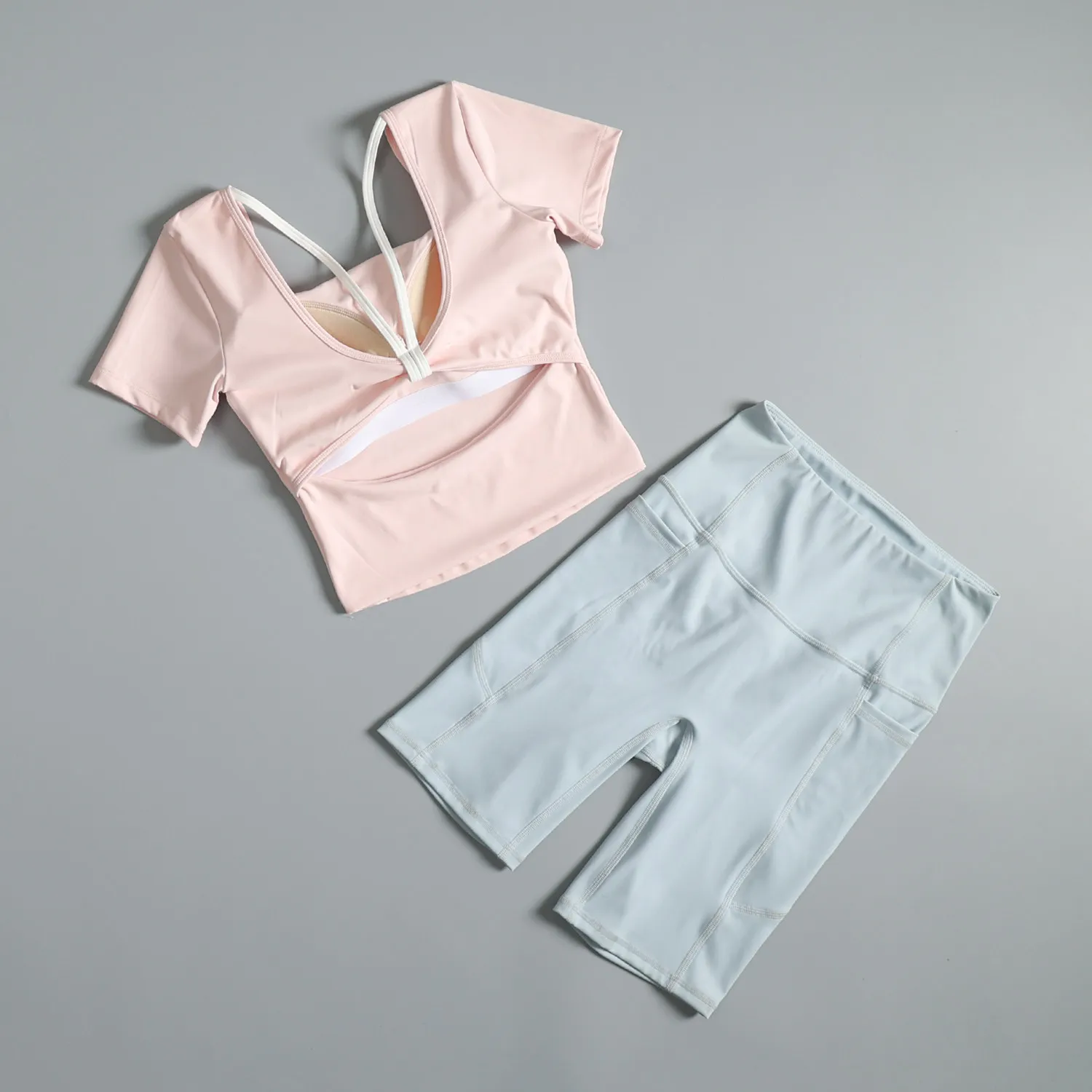 Yogacycling clothing suit for women in summer with hollow beautiful back sports training with chest pad short-sleeved high-waist