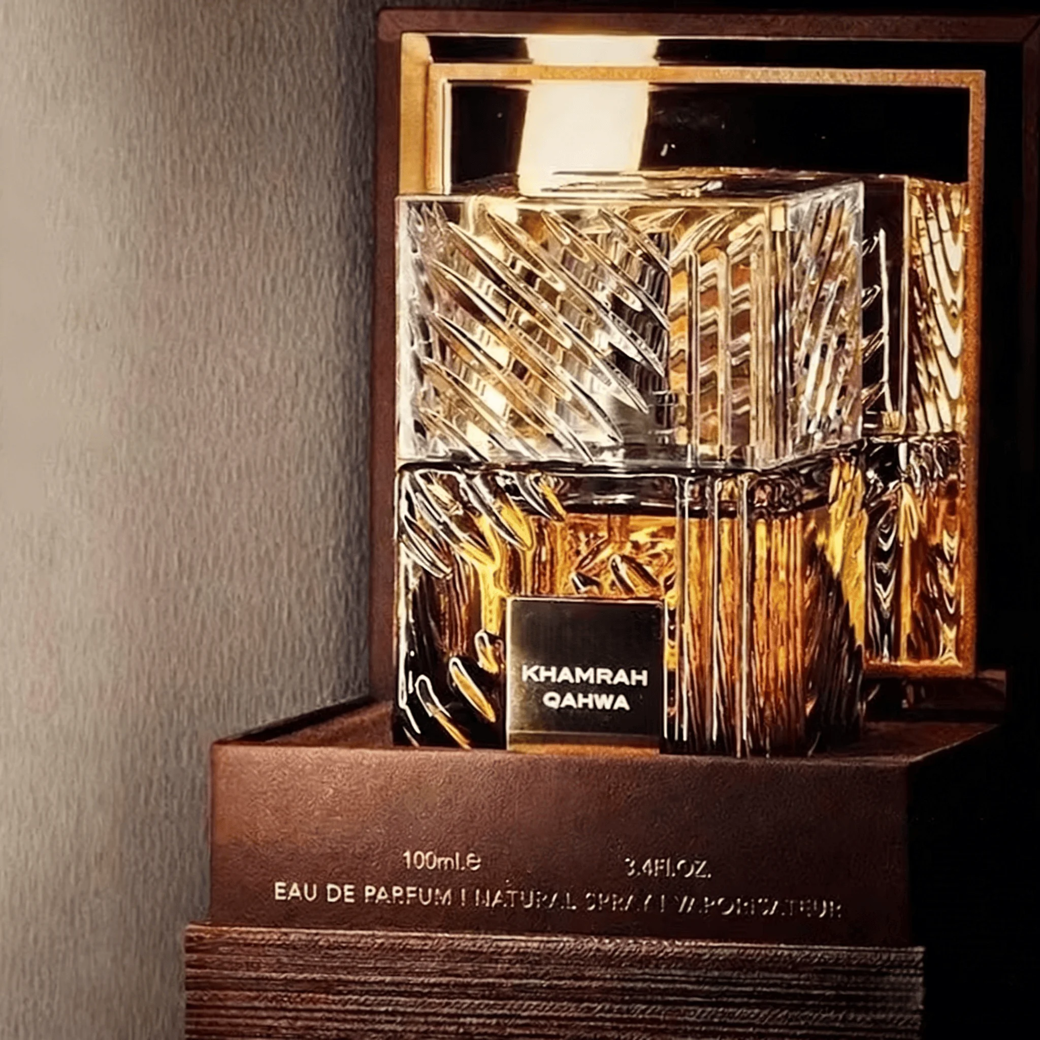 Perfume Sandalwood Men Perfume Unisex Spray Flirting Pheromone Long Lasting Citrus Light FragrancePerfume Sandalwood Men Perfume