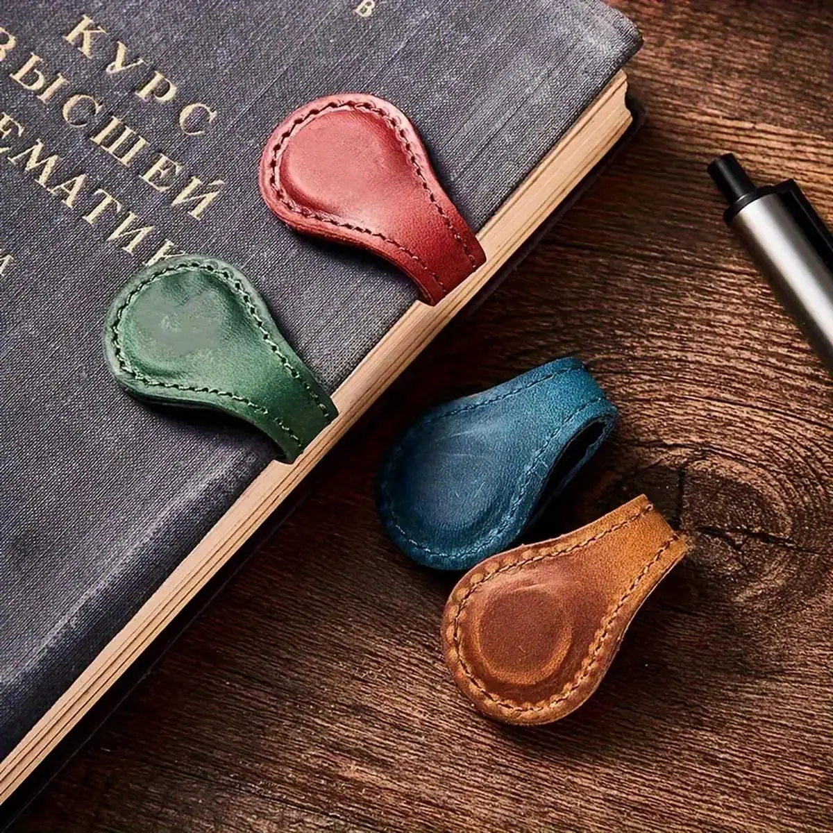 1PC Vintage personalisierte PU Leder magnetische Lesezeichen doppelseitige magnetische Schnalle Magnet Clip für Tagebücher und Bücher