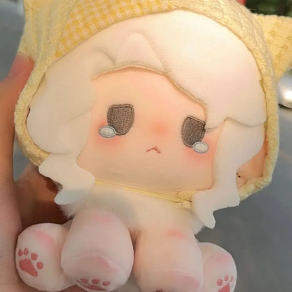 

15cm Game Frederick Kreiburg Composer Identity Ⅴ Plush Sitting Posture Cotton Doll Plushie Cute Cartoon Mascot Toys Gif