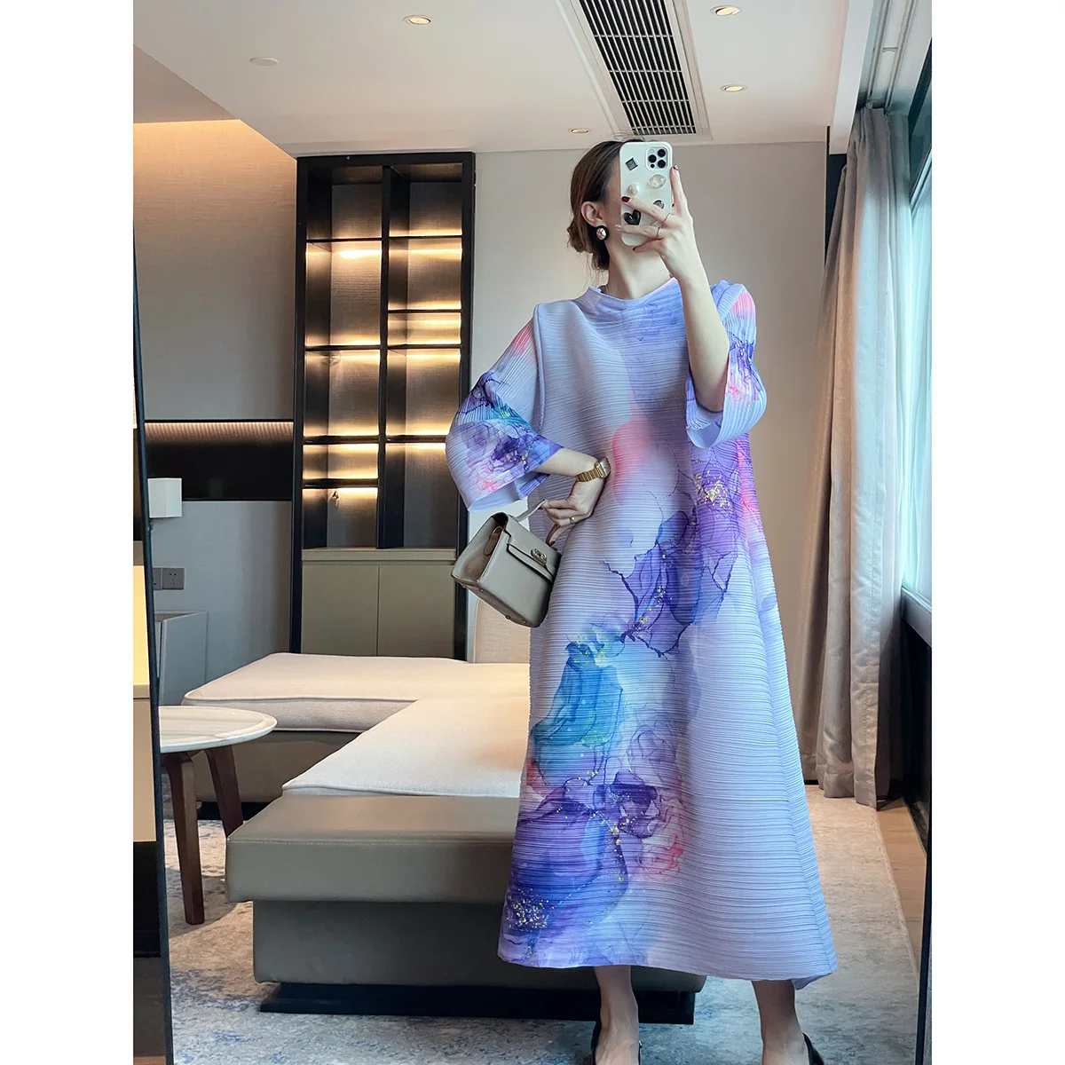 

Miyake Pleats 2023 Autumn New Fashion Print High-end Sense Dress Temperament Elegant Loose Flesh Cover Long Skirt