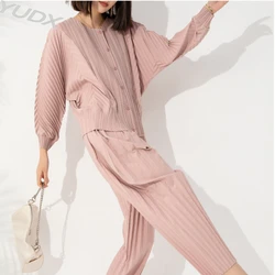 Miyake Pleated 2-piece Women's Suit Fall Winter New Loose Round Neck Single-breasted Jacket + Small Feet Nine-minute Pants Suit