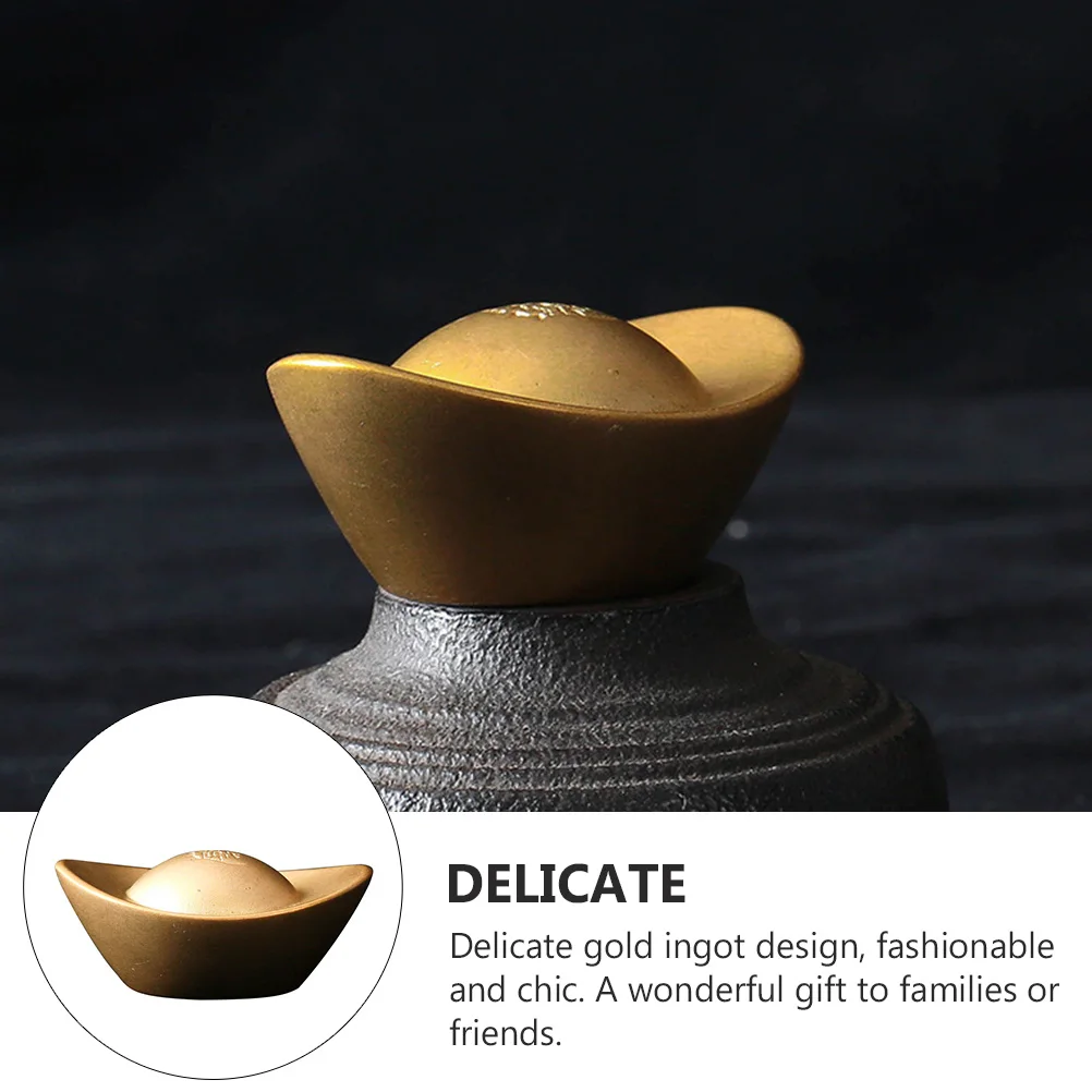 

1pcs Delicate Gold Ingot Ornament Brass Desktop Decoration Simulated Gold Ingot Home Office Decor Festival Gift Plaything Stage