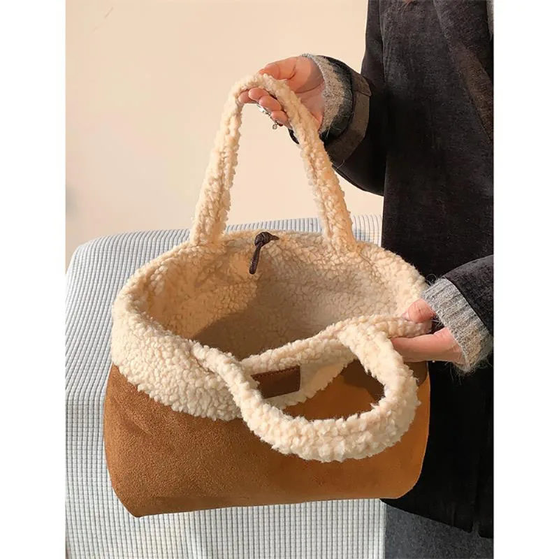 Korean Faux Suede Niche Lamb Wool Handbag High-End Texture Plush Double-sided Portable Bucket Bag Popular Winter New Tote Bag