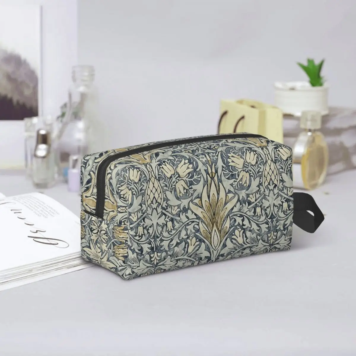 

William Morris Snakeshead Pattern Makeup Bag Cosmetic Organizer Storage Dopp Kit Toiletry Cosmetic Bag for Women Beauty Travel