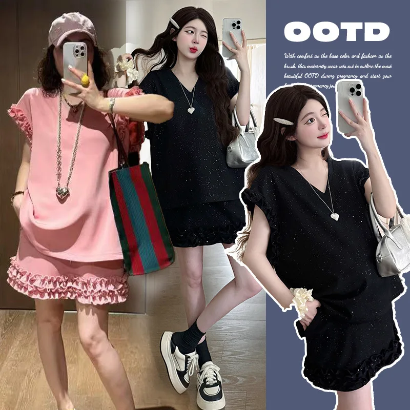 

Korean Style Petite Maternity Set Summer Ruffled Hem Tee with Flowy Skirt Chic Two Piece Youthful Outfit for Pregnant Women