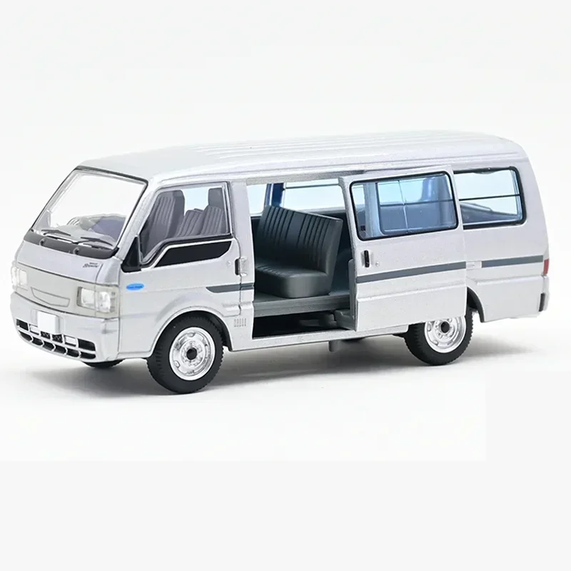 TAKARA TOMY TOMYTEC Tomica 1/64 TLV-N310a Mazda Bongo Brony Van Low Floor 5 Alloy Toy Motor Diecast Metal Model Gift