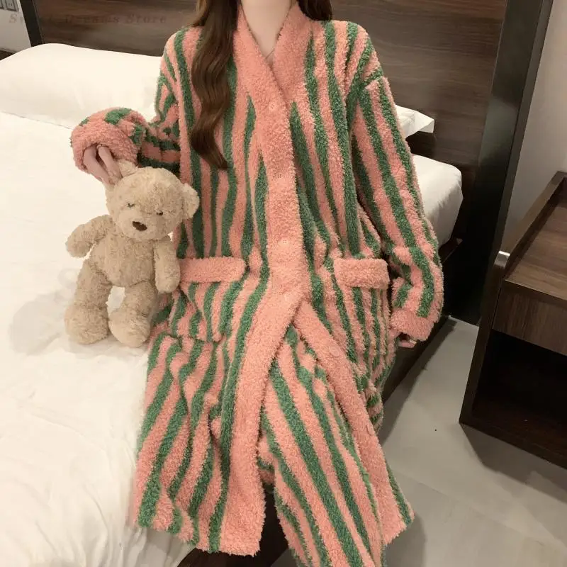 

Winter New Stripe Long Robe Pajamas 2Pcs Set Thicken Flannel Sleepwear Home Clothing Soft Warm Coral Fleece Pyjama Lounge Wear