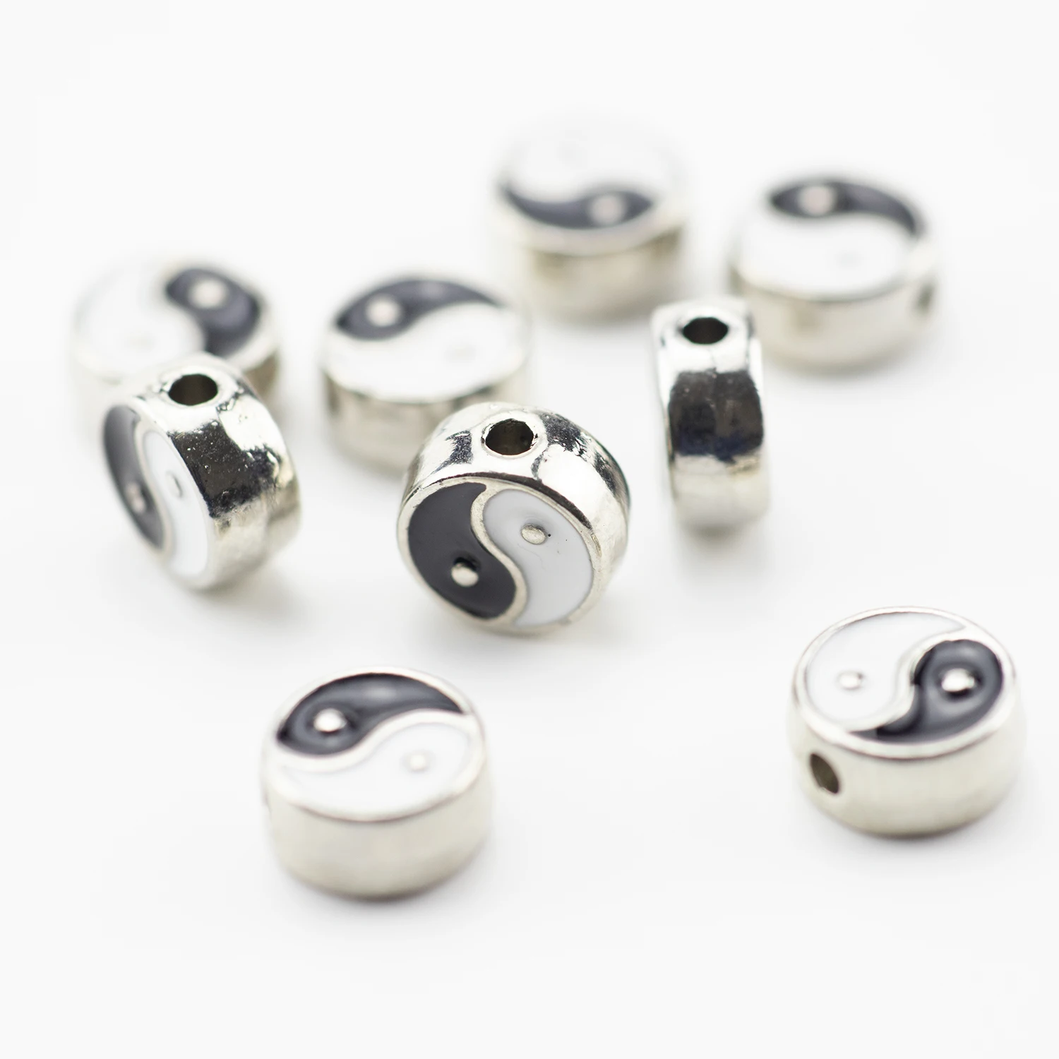 10Pcs/Lots Enamel Tai Chi Beads Flat Round Yin Yang Spacer Beads for DIY Bracelet Necklace Jewelry Making Accessories