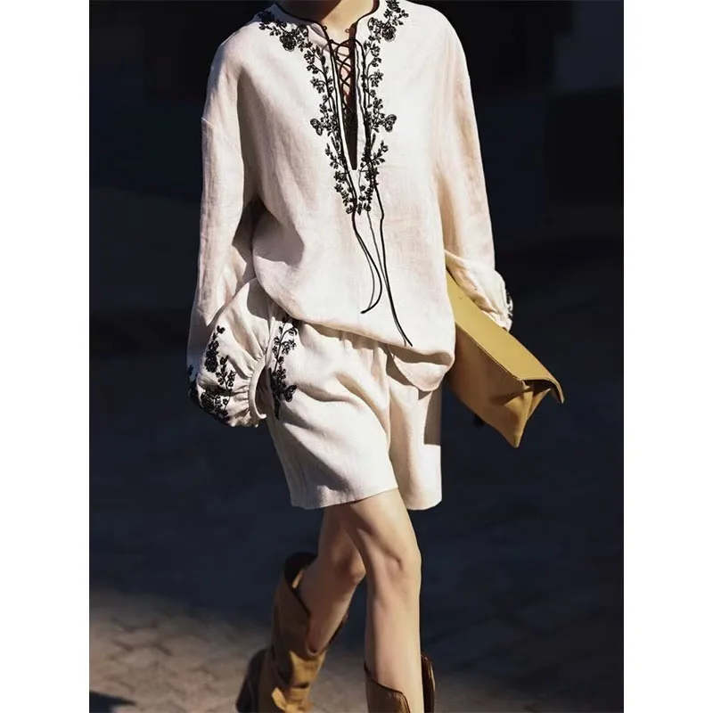 

Новая модная повседневная свободная рубашка с рукавами-фонариками и круглым вырезом с принтом + шорты с эластичной резинкой на талии для женщин, 2 цвета