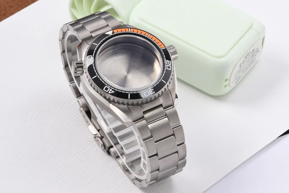 Titanium 3-Uhr-Uhrengehäuse mit Armband passend für SEIKO Mod C3 Super Luminous Saphirglas Taucheruhr für NH35A/36A Uhrwerk Ersatzteile – Detail 13
