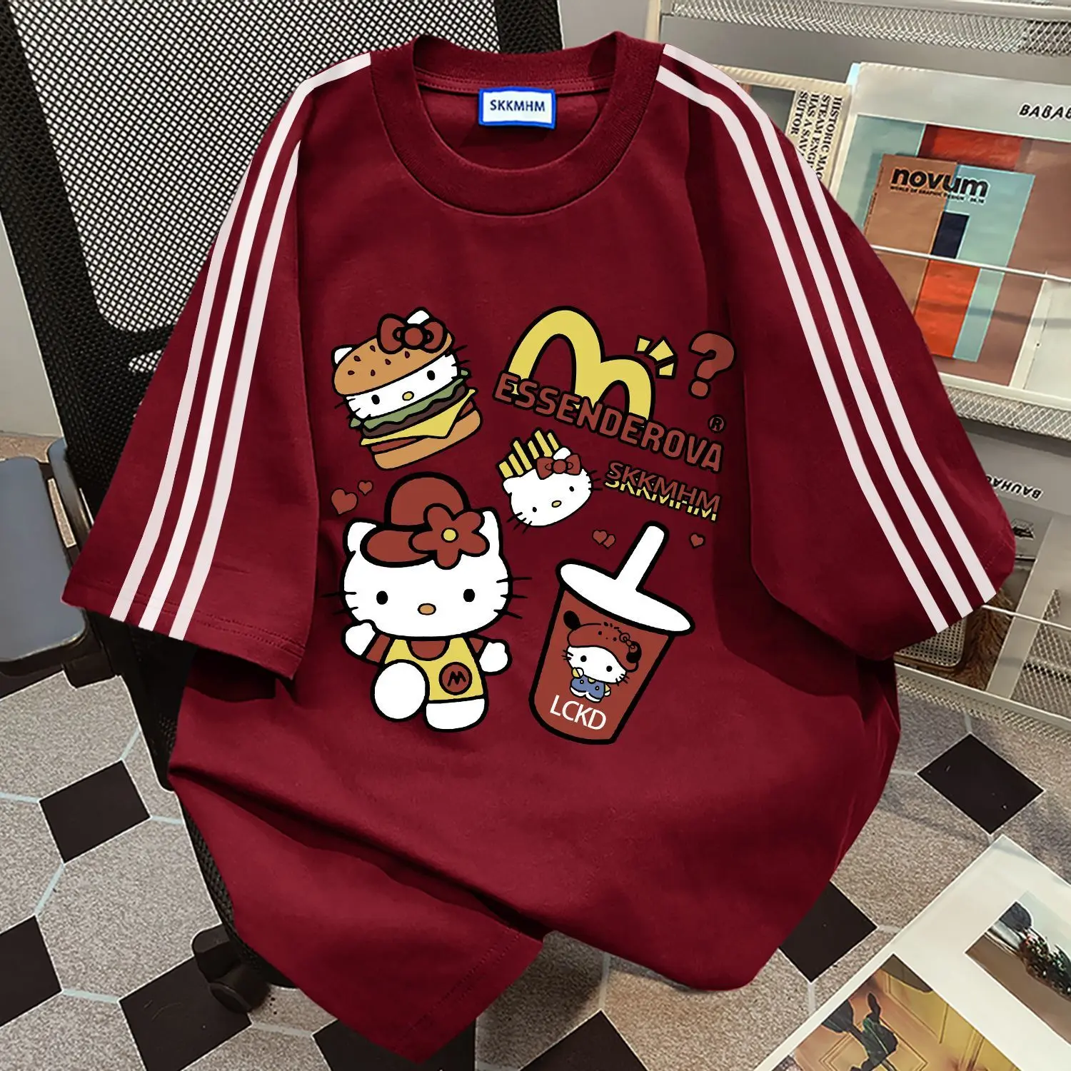 

100% Pure Cotton Cartoon Printed Wine Red Color Blocked Short Sleeved T-shirt for Women's Summer Loose Hello Kitty Top