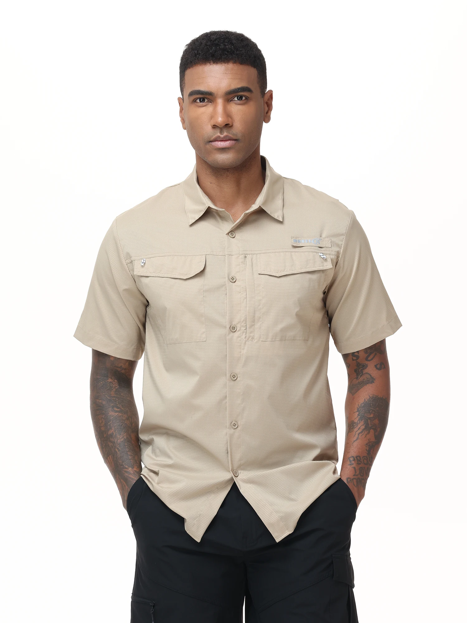 

Summer UPF 50+ Men's Short Sleeve Fishing Shirts, Breathable Cargo Shirt, Button Down Tactical Shirts Cooling for Hiking Safari