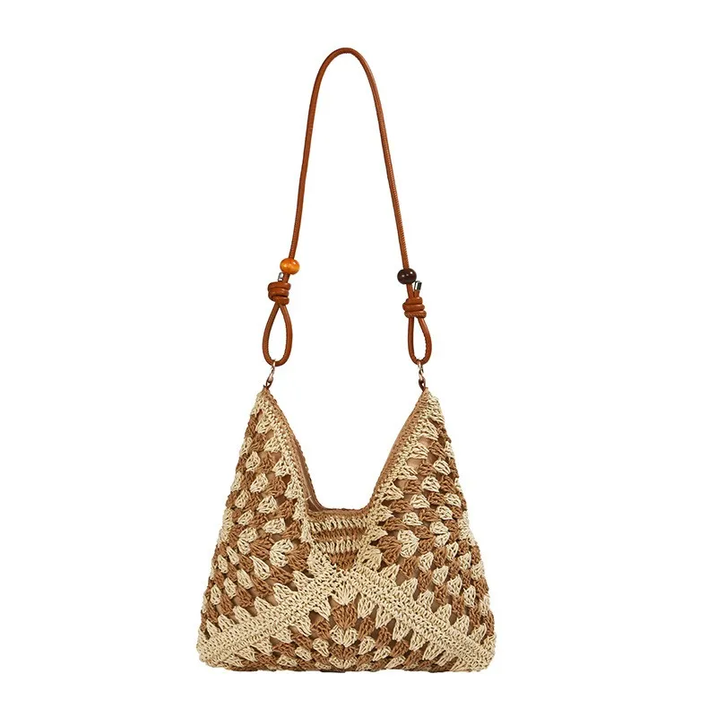 Women's Straw Woven Shoulder Tote Bag - usage example