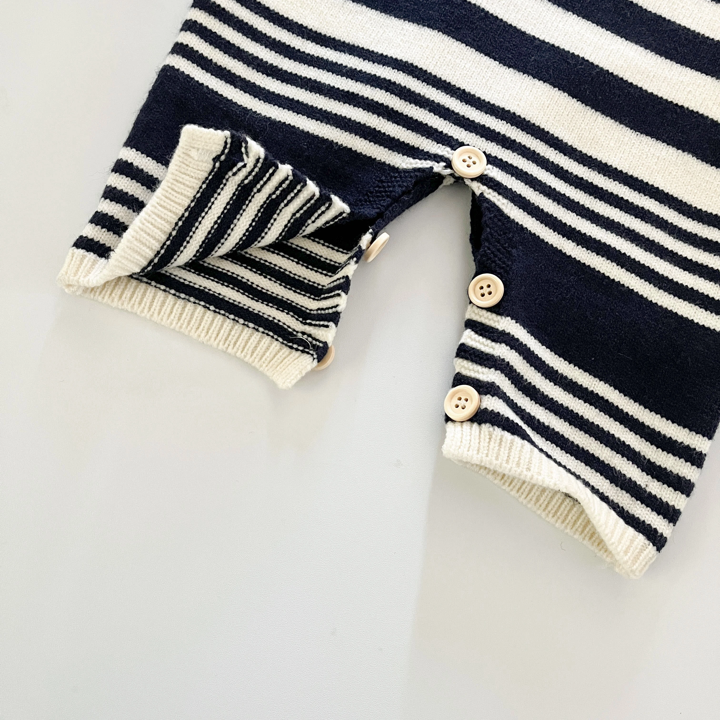 Spring Newborn Infant Baby Boys And Girls Baby Knitted Romper O-neck Long-sleeved Striped Kids Soft Baby Clothing