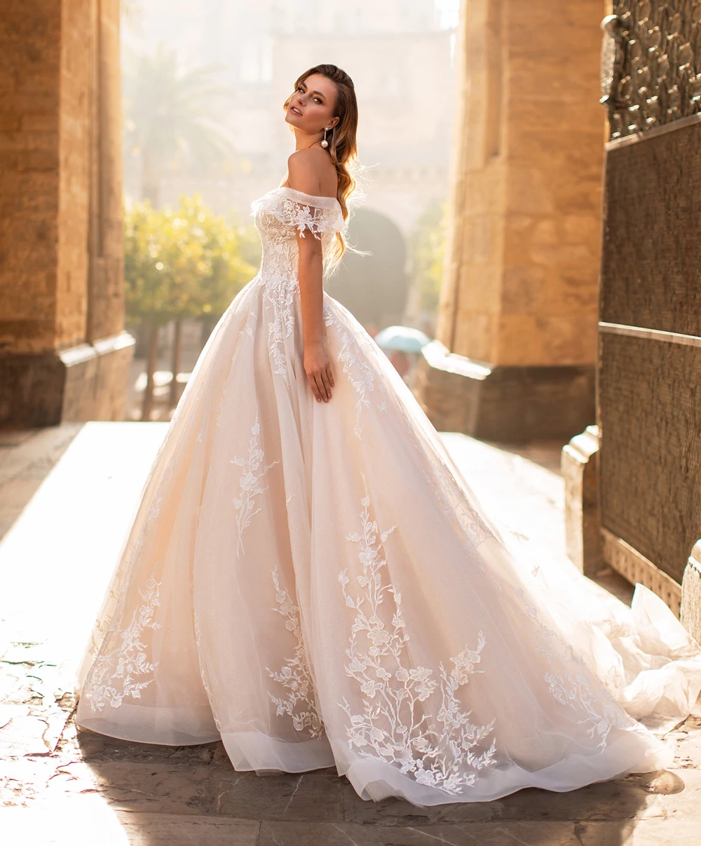 Robe de mariée bouffante en dentelle, sur mesure, épaules dénudées, en Tulle, Corset de bal, avec traîne de balayage