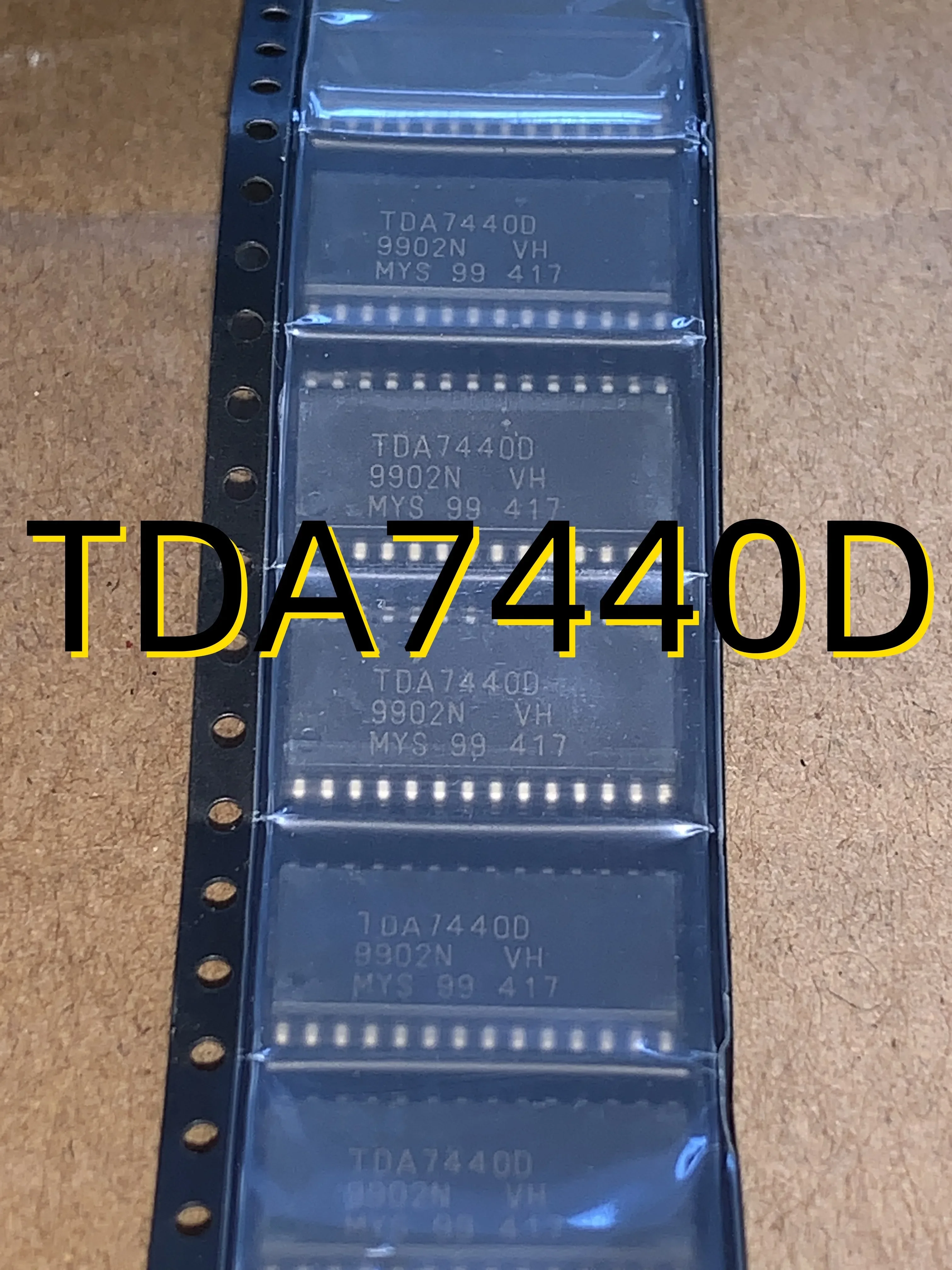 

TDA7440D 04+ СОП28