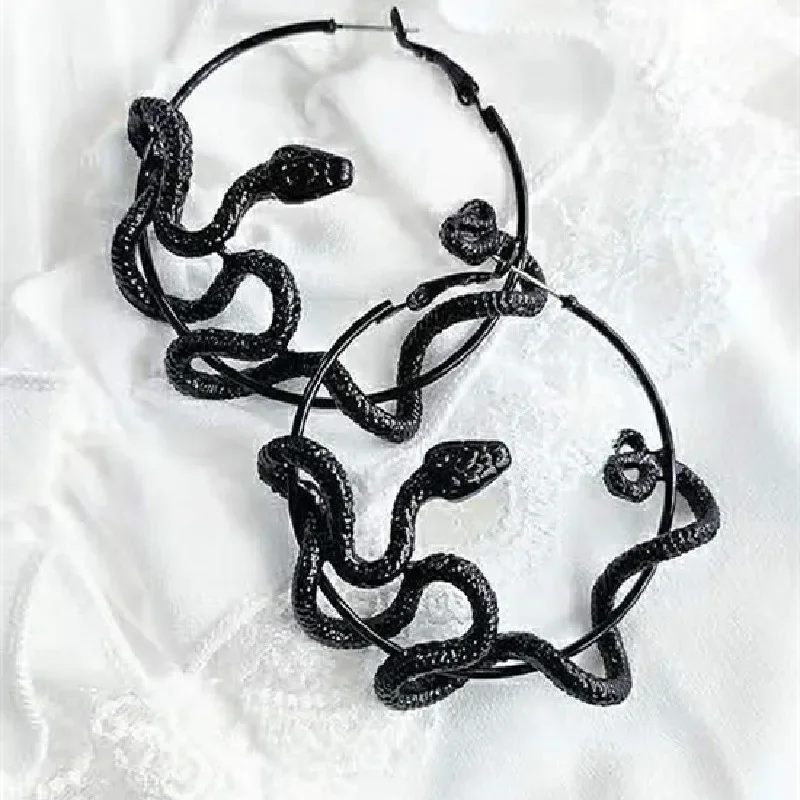 New Snake Hoop Earrings Gothic Snake Gorgeous Witch Anima Alternative Jewellery Halloween Creative Fashion Women Gift Charm 2021