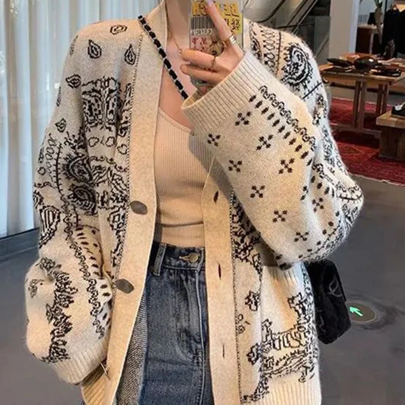 Korean Jacquard Knitted Cardigan Women\'s 2024 Autumn/Winter New V-neck Button Retro Style Loose Sweater Jacket for Women