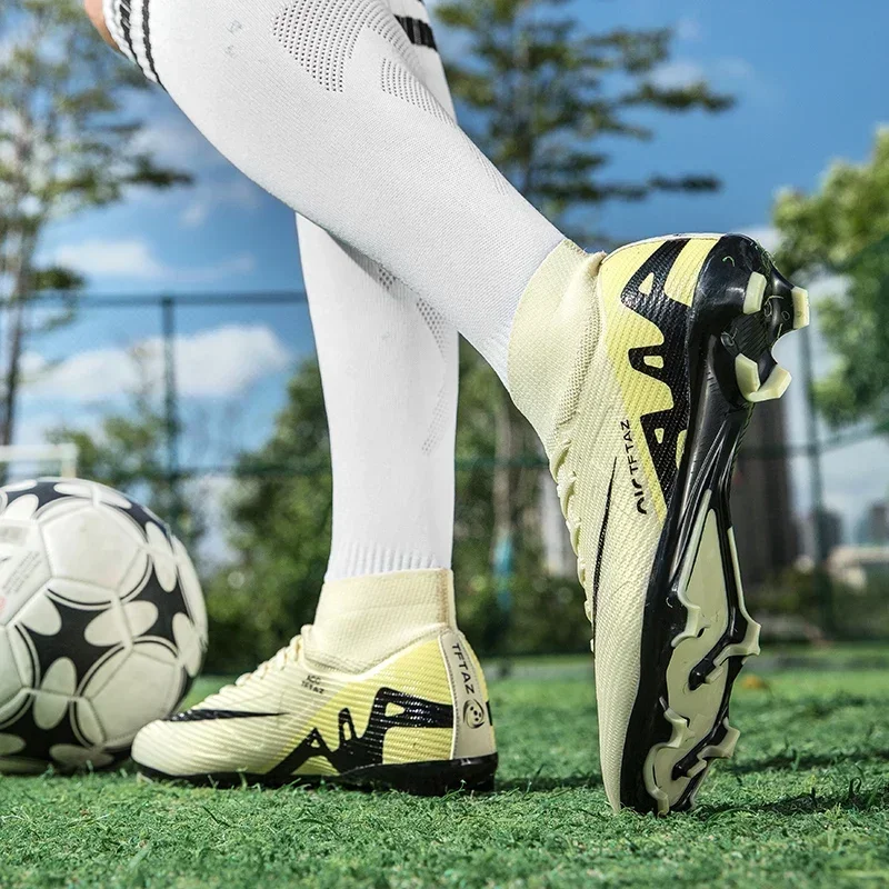 

Men Soccer Shoes Match Professional Society Cleats Football Shoes Original Indoor Resistant Grass Training Football Field Boots