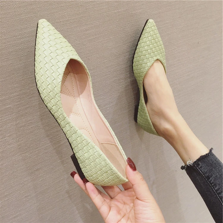 Women Flats Pointed Shoes for Girls Black Flats Dress Comfortable Slip on Summer Spring Casual Shoes Daily Use Big Size 44 45 46