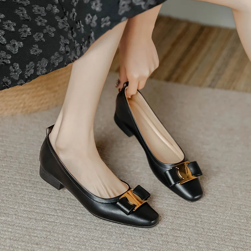 Pregnant Women\'s New Comfortable Buckle Multi color Round Head Retro Thick Heel Light Mouth Low Heel Korean Fashion Single Shoes