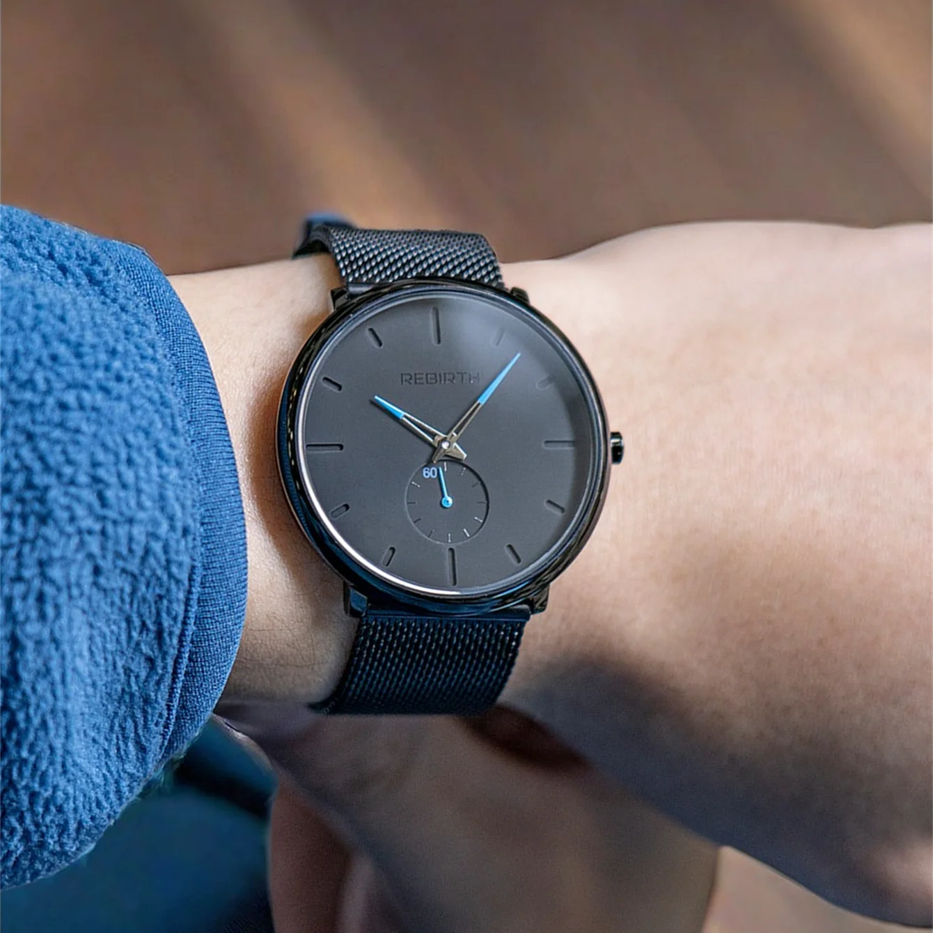 ساعة ريترو آرت ديزاين للرجال بحزام ساعة مغناطيسي ثنائي الدبوس ونصف حركة كوارتز عصرية وبسيطة