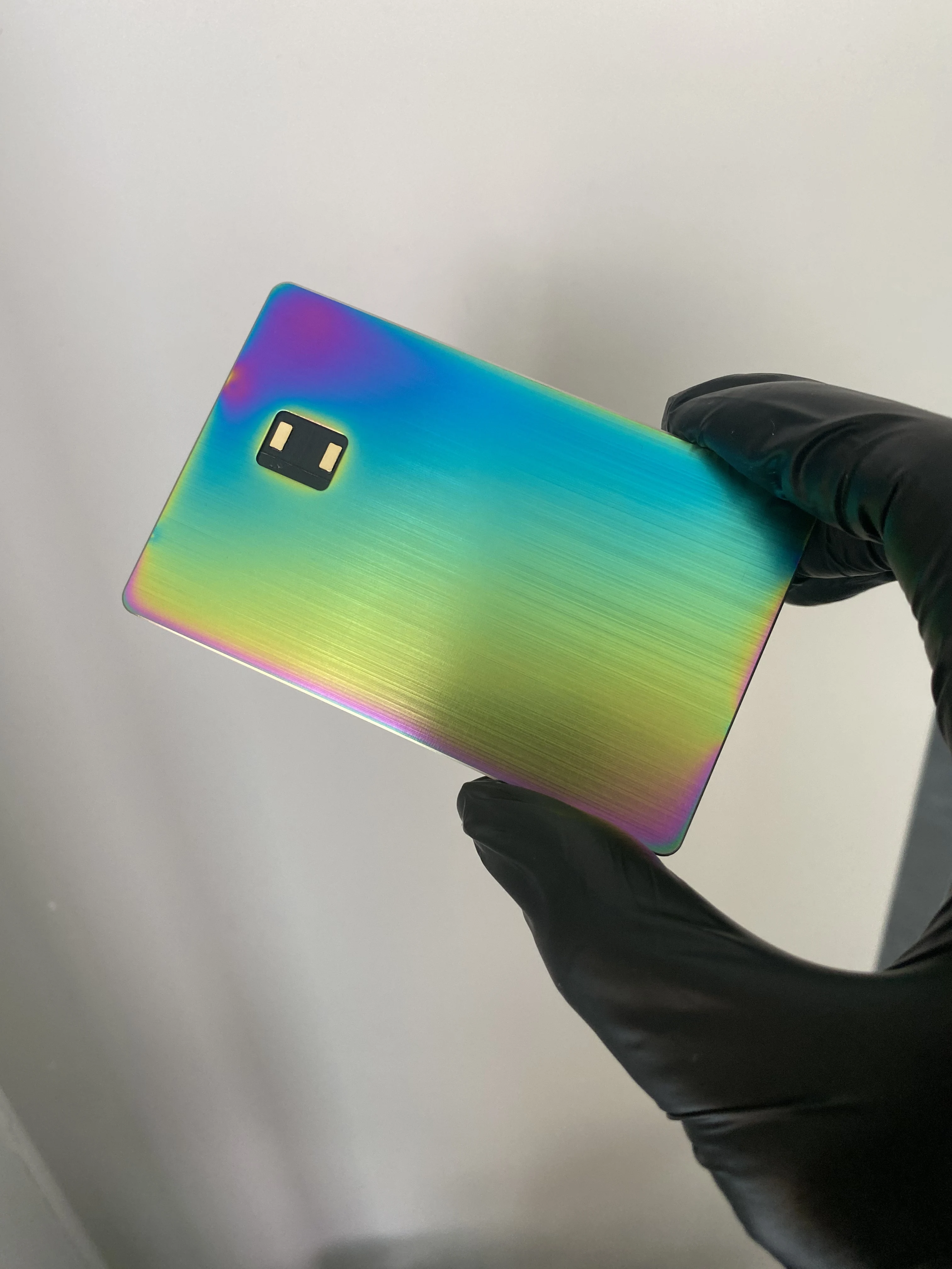 4442チップスロット デュアルインターフェース タップトゥペイ NFC