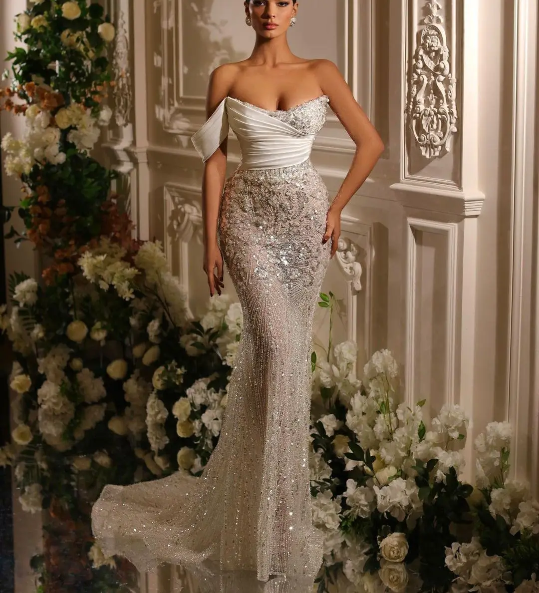 Sparkly Mermaid Wedding Dresses Sleeveless Sweetheart Lace Hollow Satin Sequins Diamonds Beaded Detachable Train Bridal Gowns