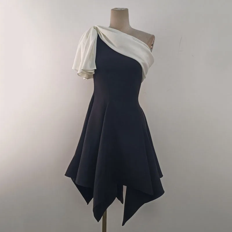 HKSH 夏の新しい女性のニッチデザインインファッション甘いスタイル不規則なハイエンドの気質クラシックパッチワークショートドレス HK5825