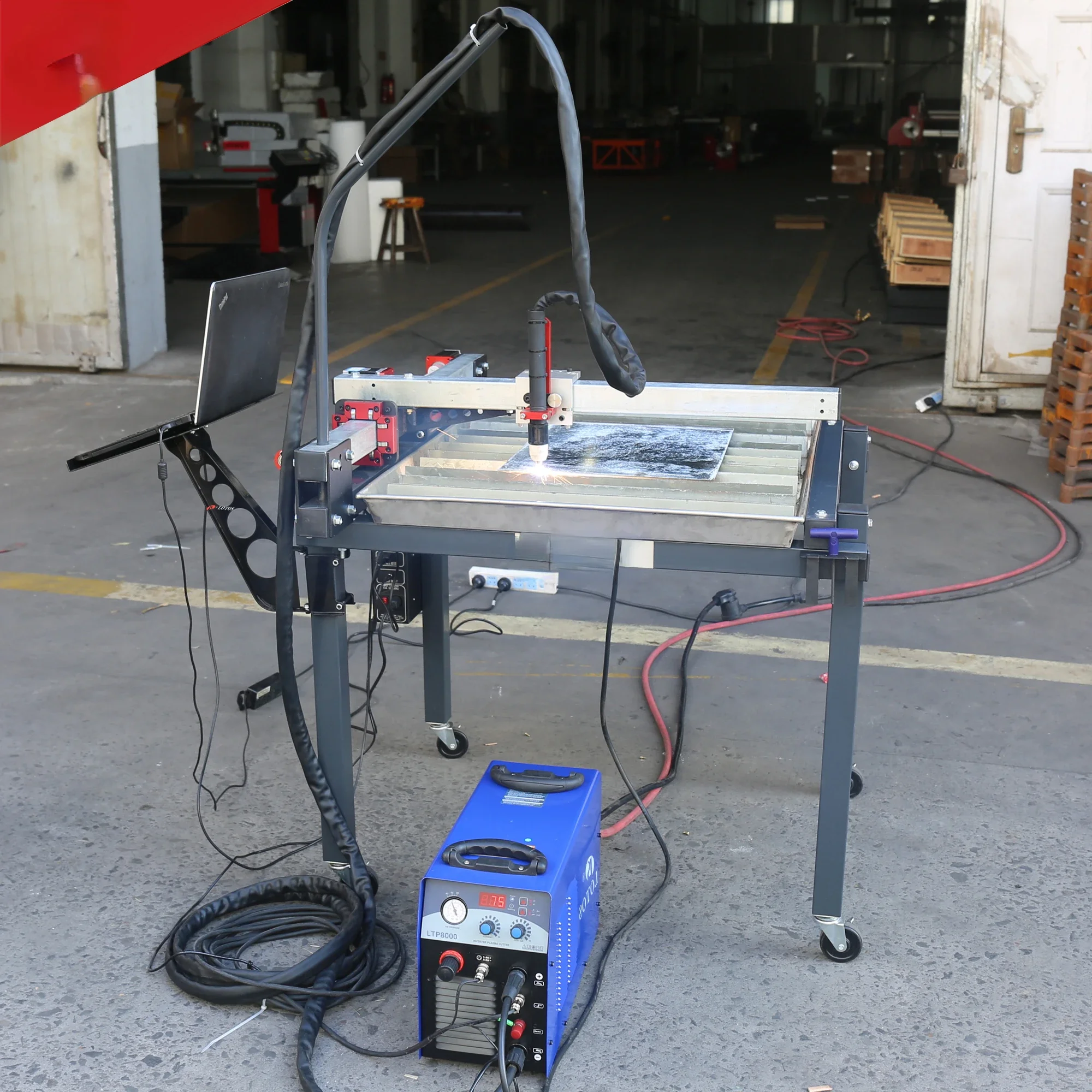 cnc plasma cutting metal steel machine/portable plasma cutter st2200 cnc plasma 60mm cutting