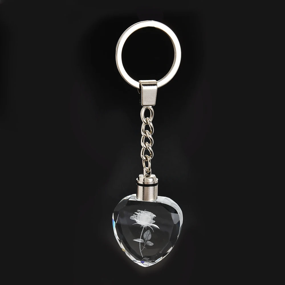 Mode bunte Fee Rose Blumenmuster Liebe Form Kristall Strass führte Licht Schlüssel bund Liebhaber Schlüssel anhänger Schlüssel ring Schmuck – Detail 7